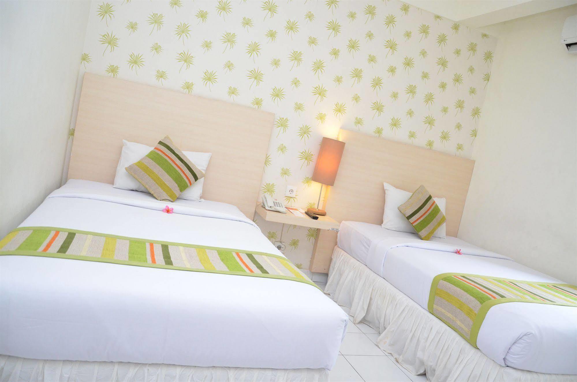 Santosa City Hotel 丹帕沙 外观 照片